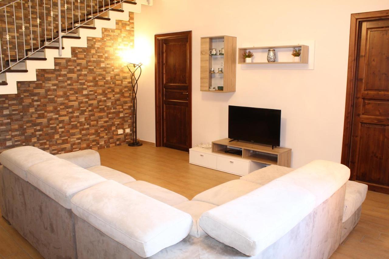 קאריני Villa Marchele מראה חיצוני תמונה