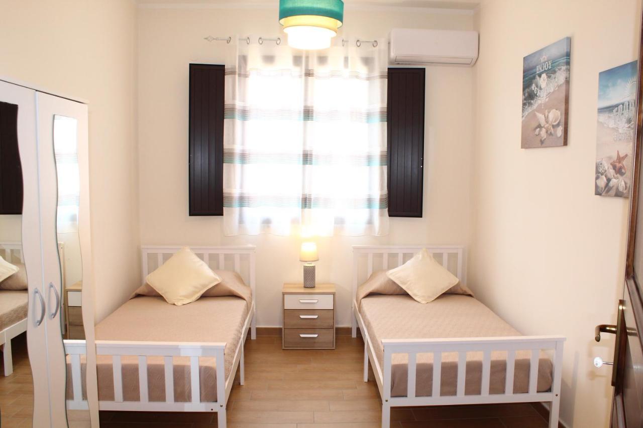 קאריני Villa Marchele מראה חיצוני תמונה