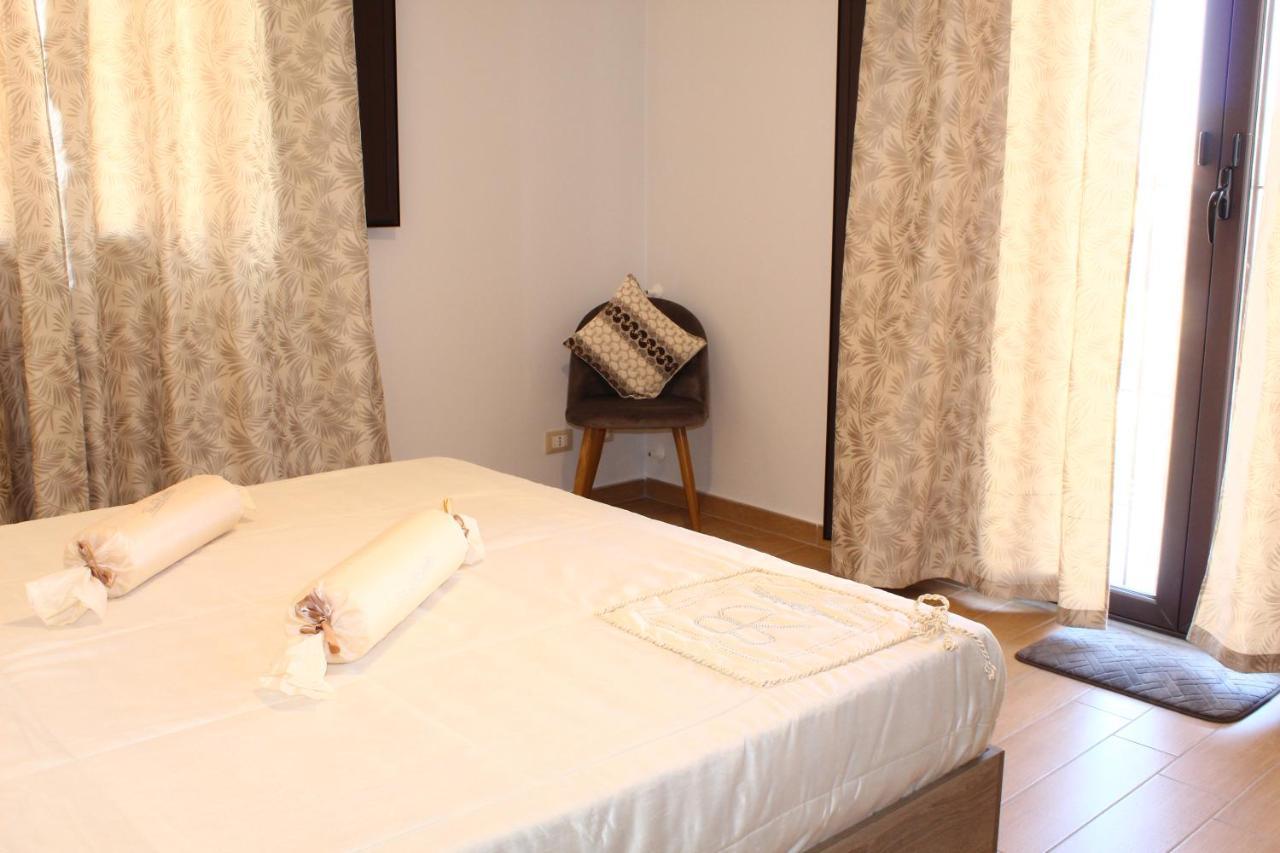 קאריני Villa Marchele מראה חיצוני תמונה