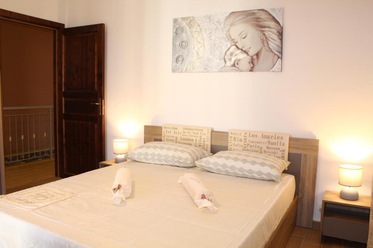 קאריני Villa Marchele מראה חיצוני תמונה